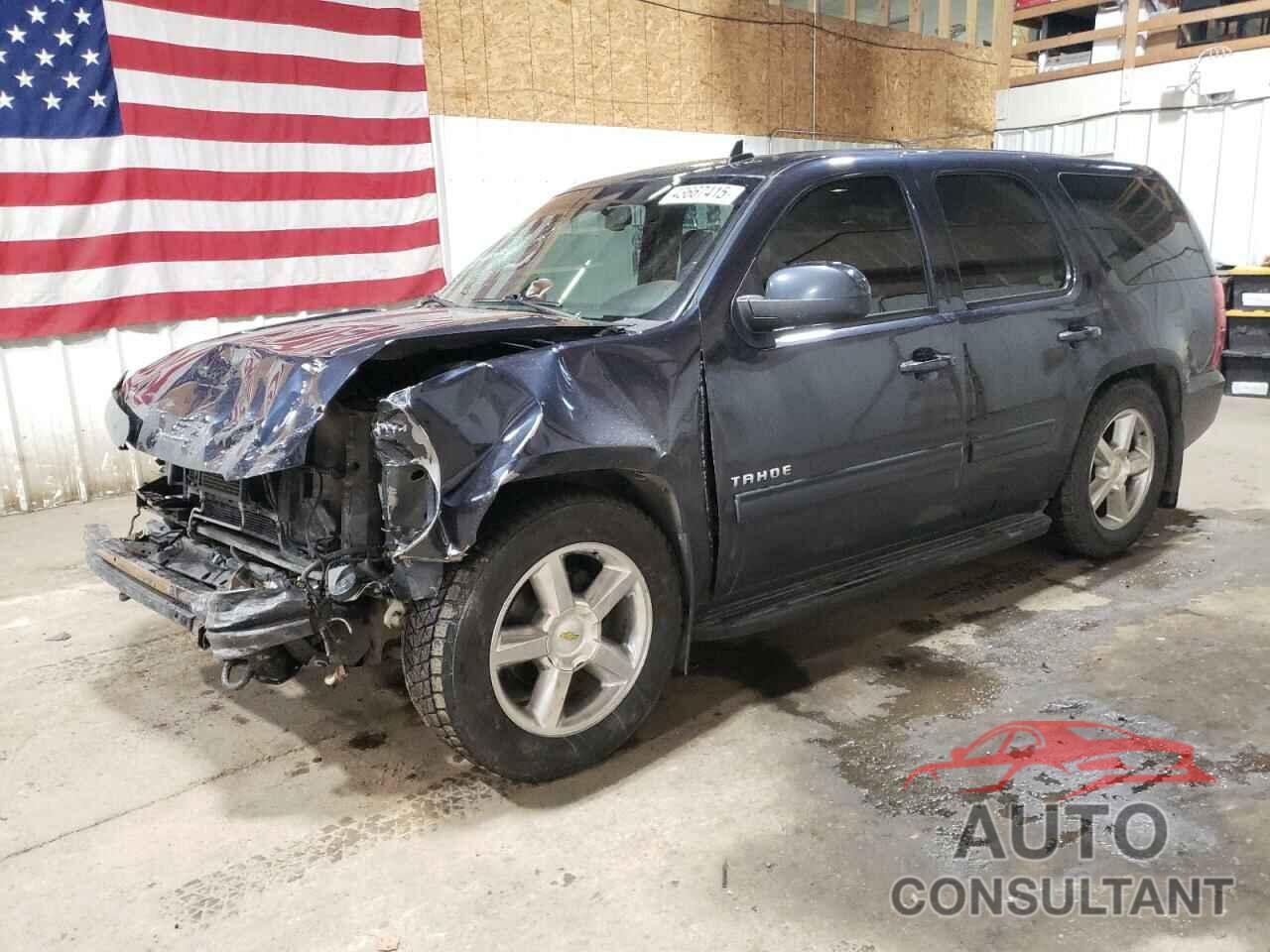 CHEVROLET TAHOE 2013 - 1GNSKBE09DR222410