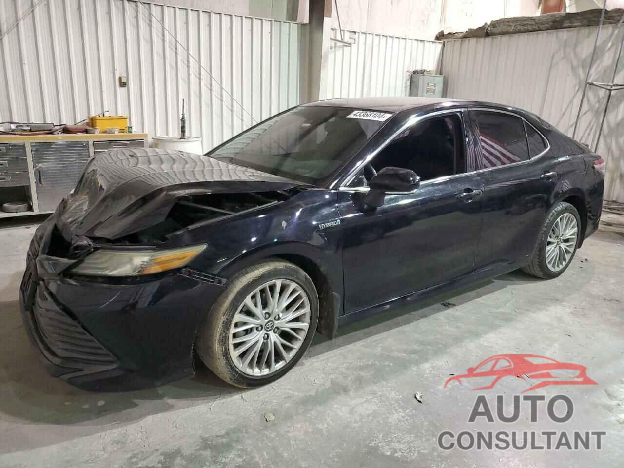 TOYOTA CAMRY 2018 - 4T1B21HK1JU504934