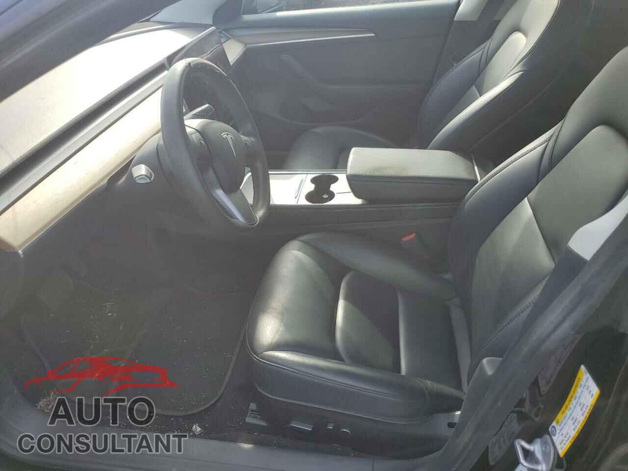 TESLA MODEL 3 2022 - 5YJ3E1EA4NF115523