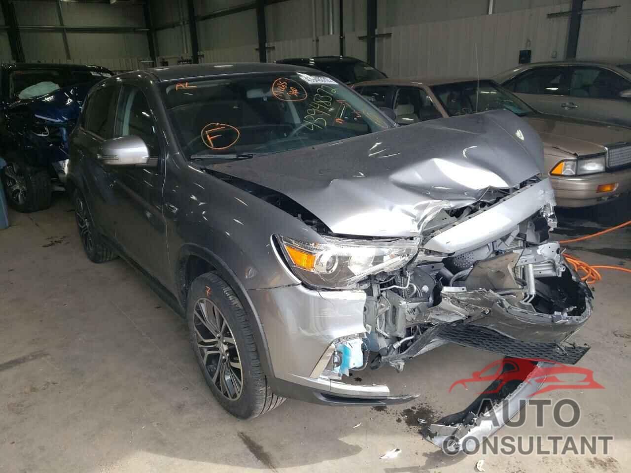 MITSUBISHI OUTLANDER 2018 - JA4AR3AU2JU017075