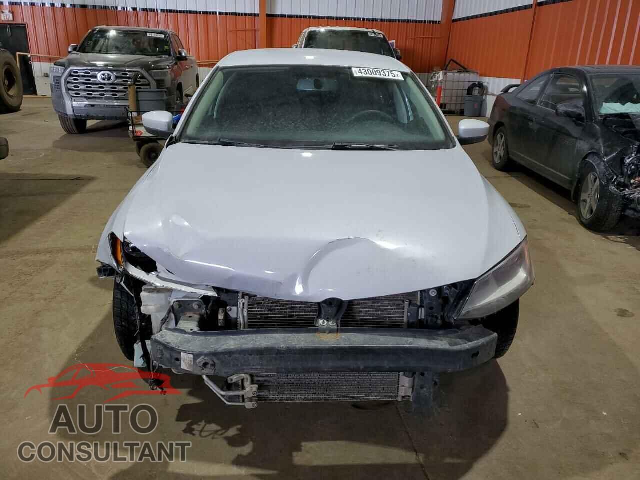 VOLKSWAGEN JETTA 2017 - 3VW2B7AJXHM287582