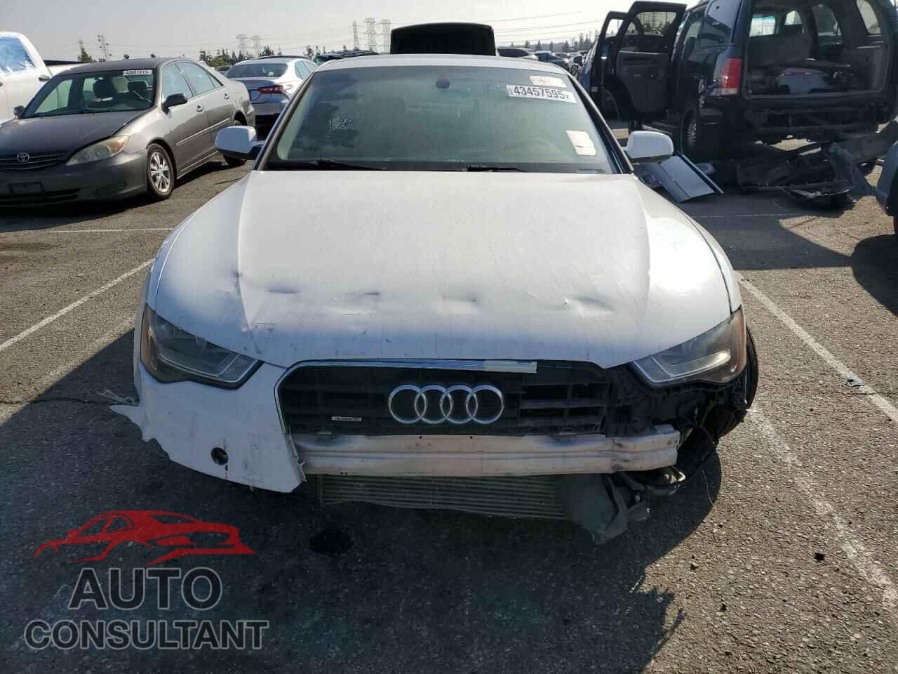 AUDI A5 2014 - WAUCFAFR8EA047489