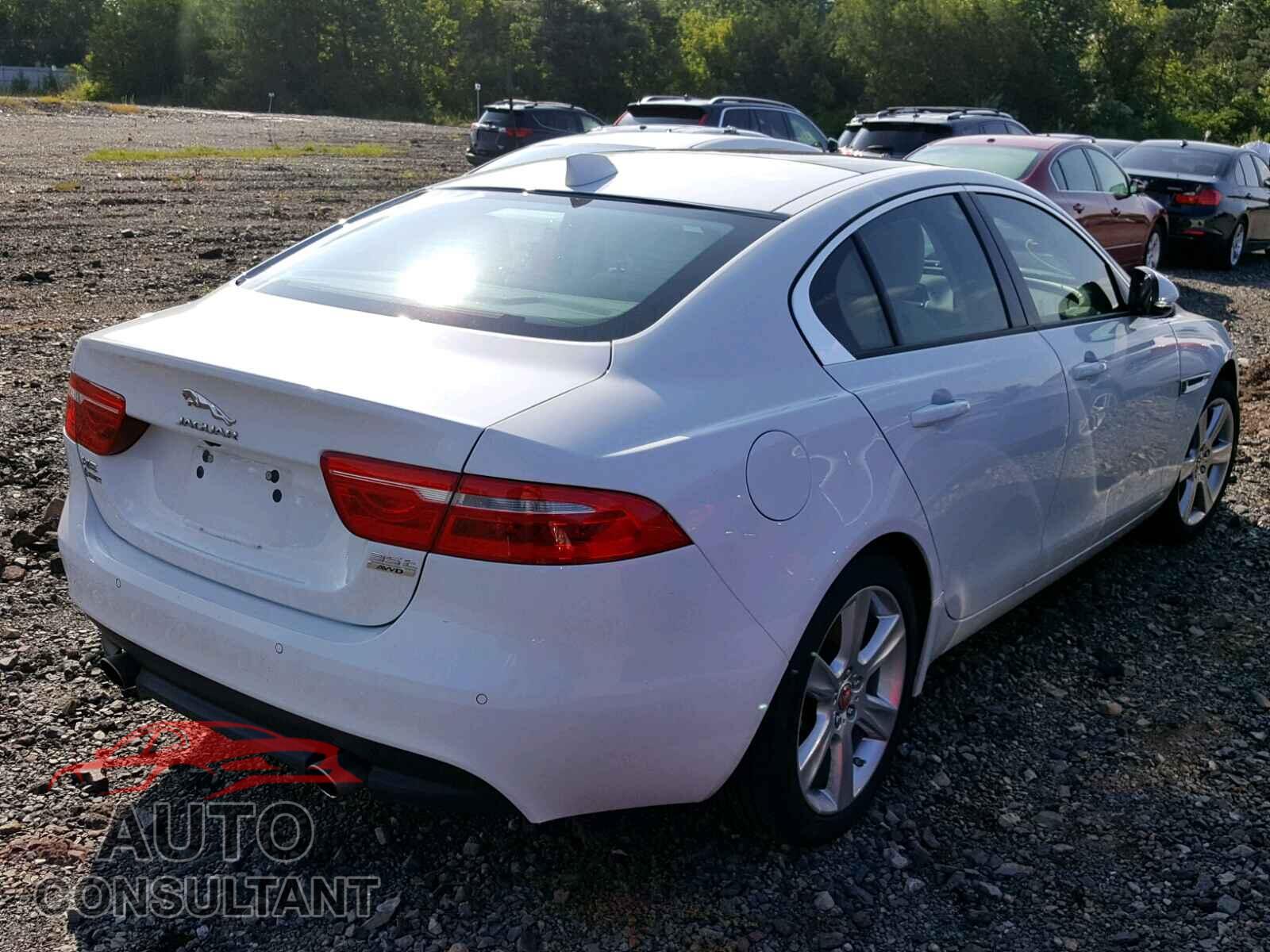 JAGUAR XE 2017 - SAJAJ4BV7HCP15600
