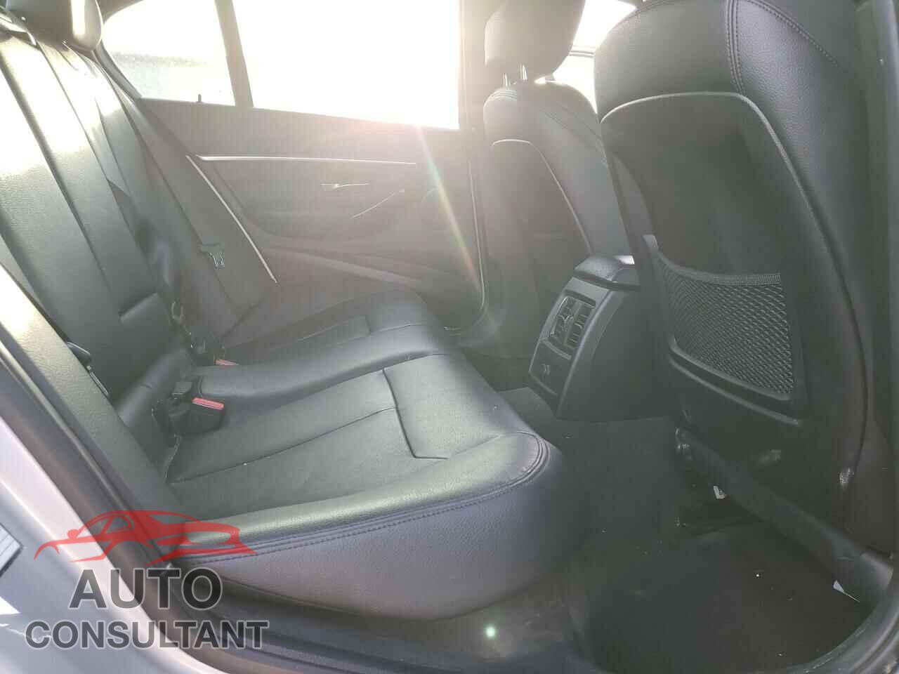 BMW 3 SERIES 2016 - WBA8E9C52GK646877