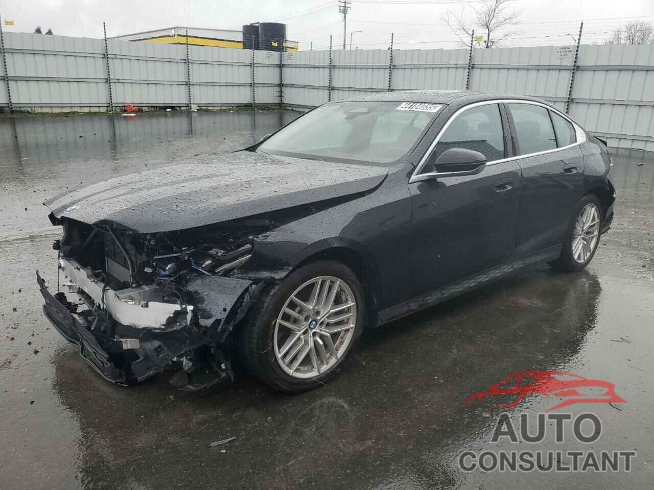 BMW 5 SERIES 2024 - WBA43FJ06RCR67554