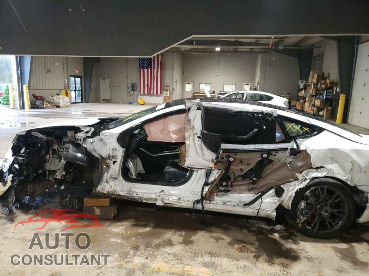 TESLA MODEL S 2022 - 5YJSA1E68NF473954