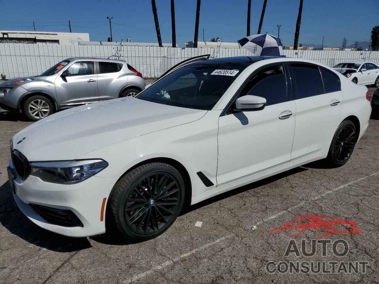 BMW 5 SERIES 2018 - WBAJA5C5XJWA39683