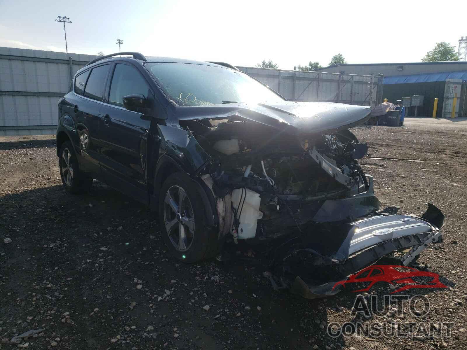 FORD ESCAPE 2017 - 1FMCU9GD5HUA76411