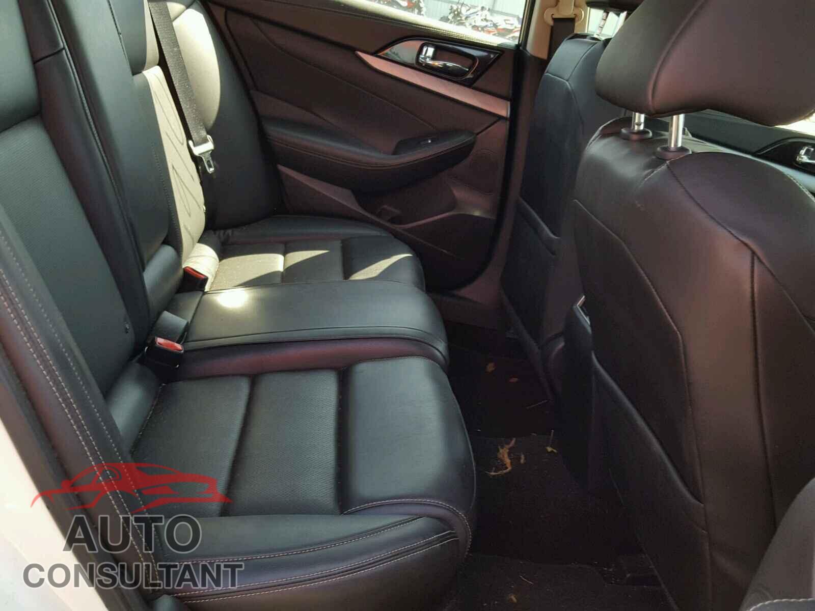 NISSAN MAXIMA 2017 - 1N4AA6AP1HC372382