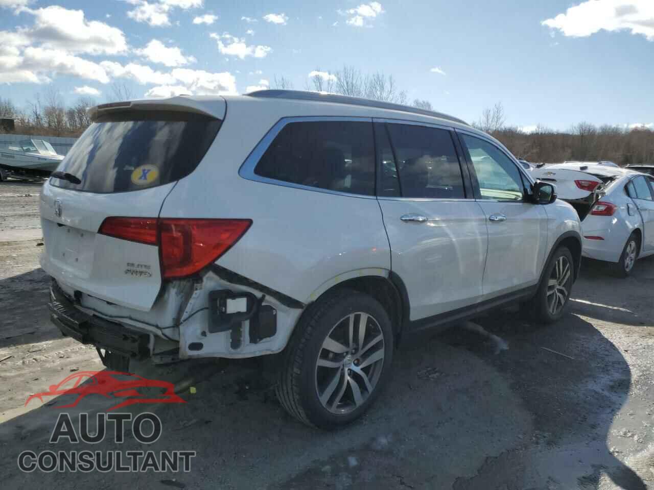 HONDA PILOT 2017 - 5FNYF6H04HB042922