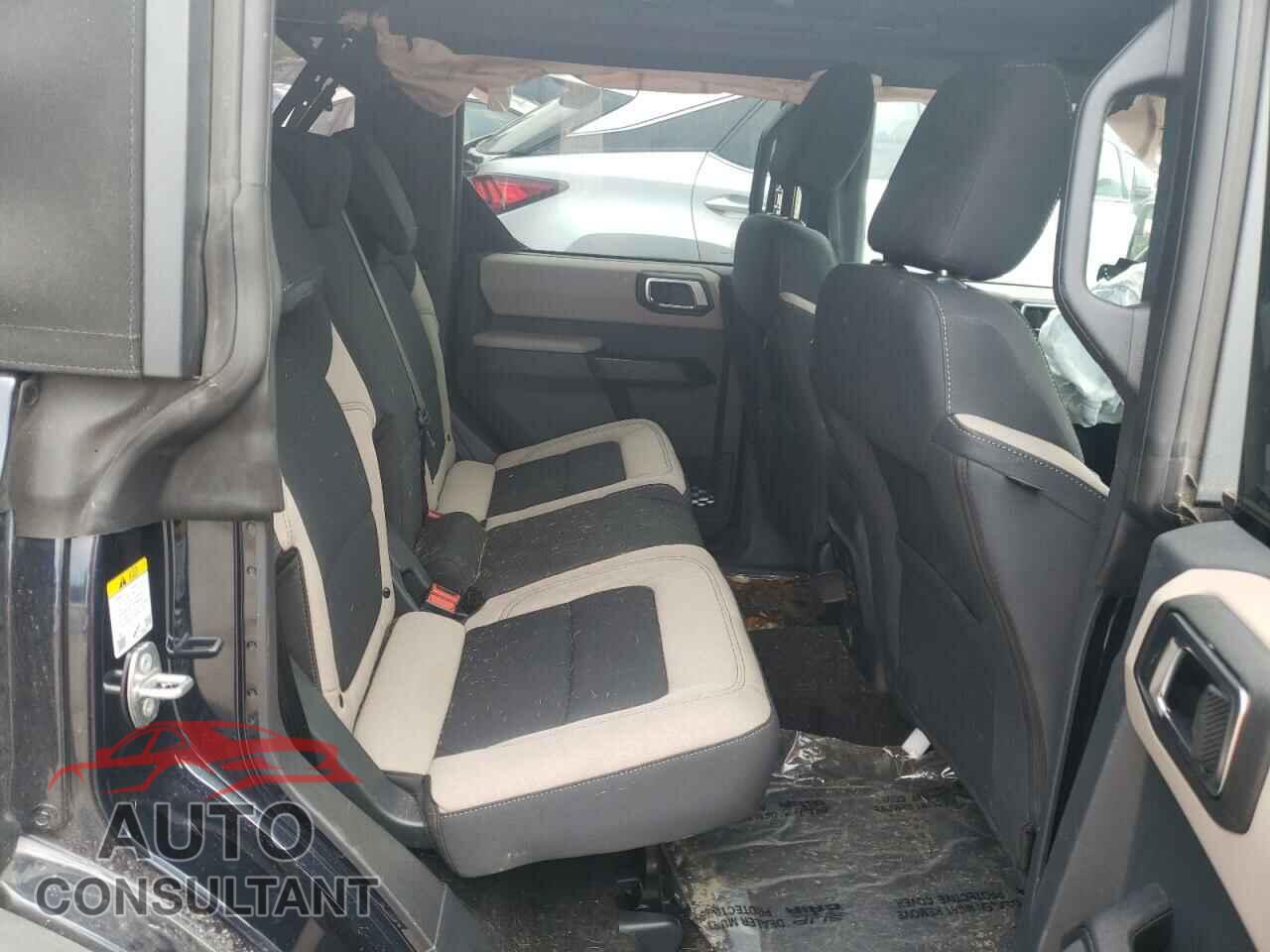 FORD BRONCO BAS 2021 - 1FMDE5BH8MLA83714