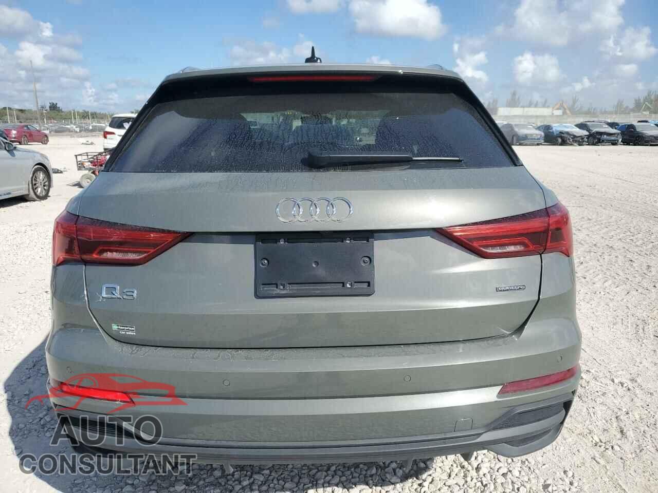AUDI Q3 2023 - WA1DECF3XP1125320