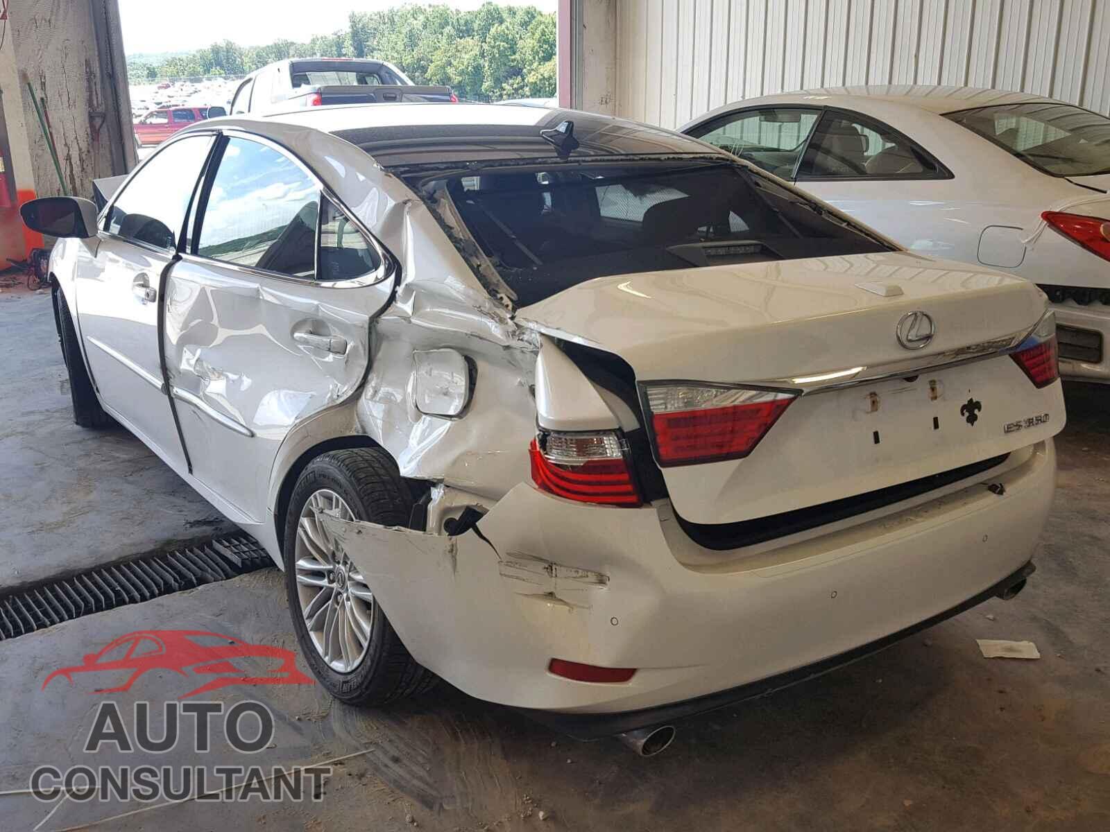 LEXUS ES350 2015 - JTHBK1GG2F2167922