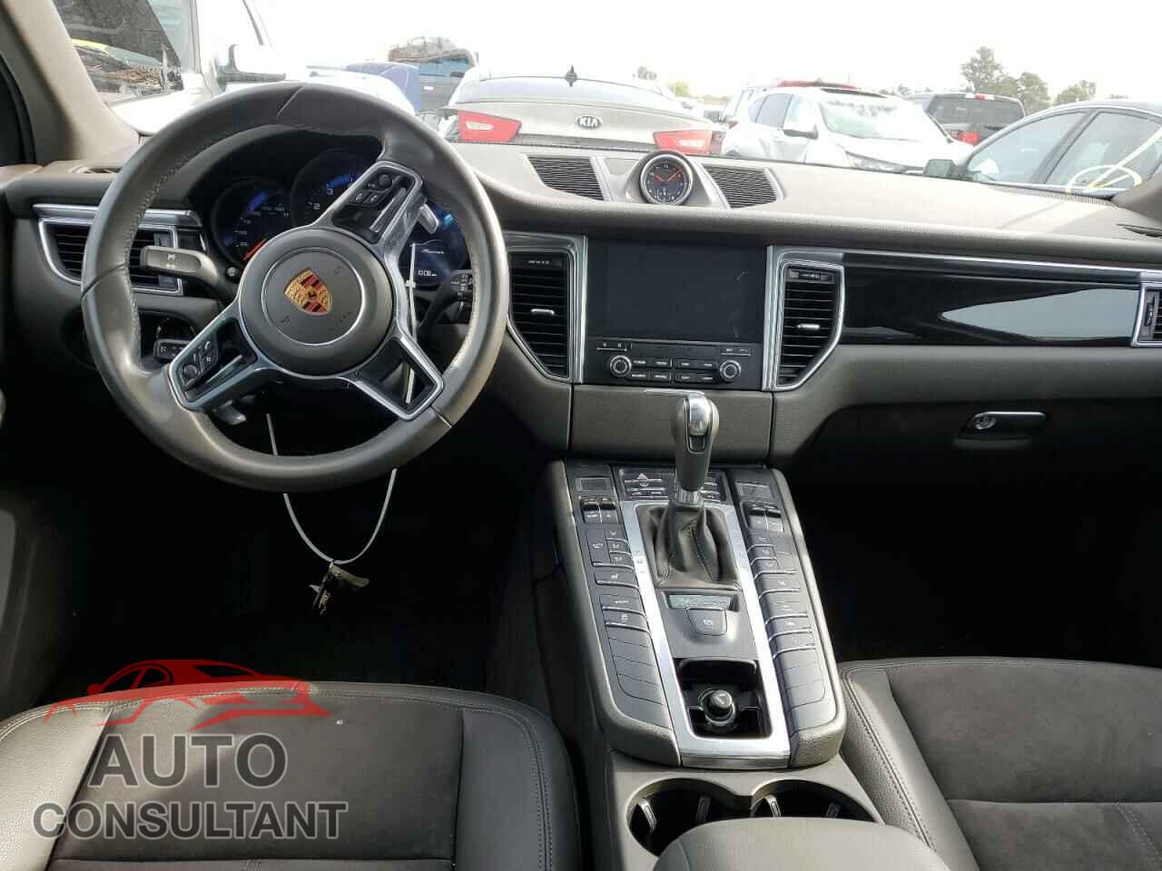 PORSCHE MACAN 2018 - WP1AA2A58JLB21624
