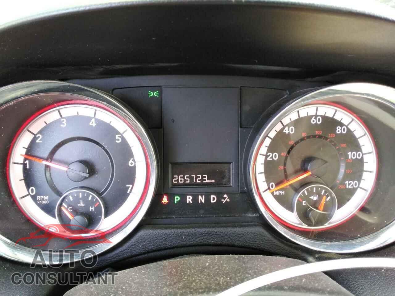 DODGE CARAVAN 2020 - 2C4RDGBG7LR227615