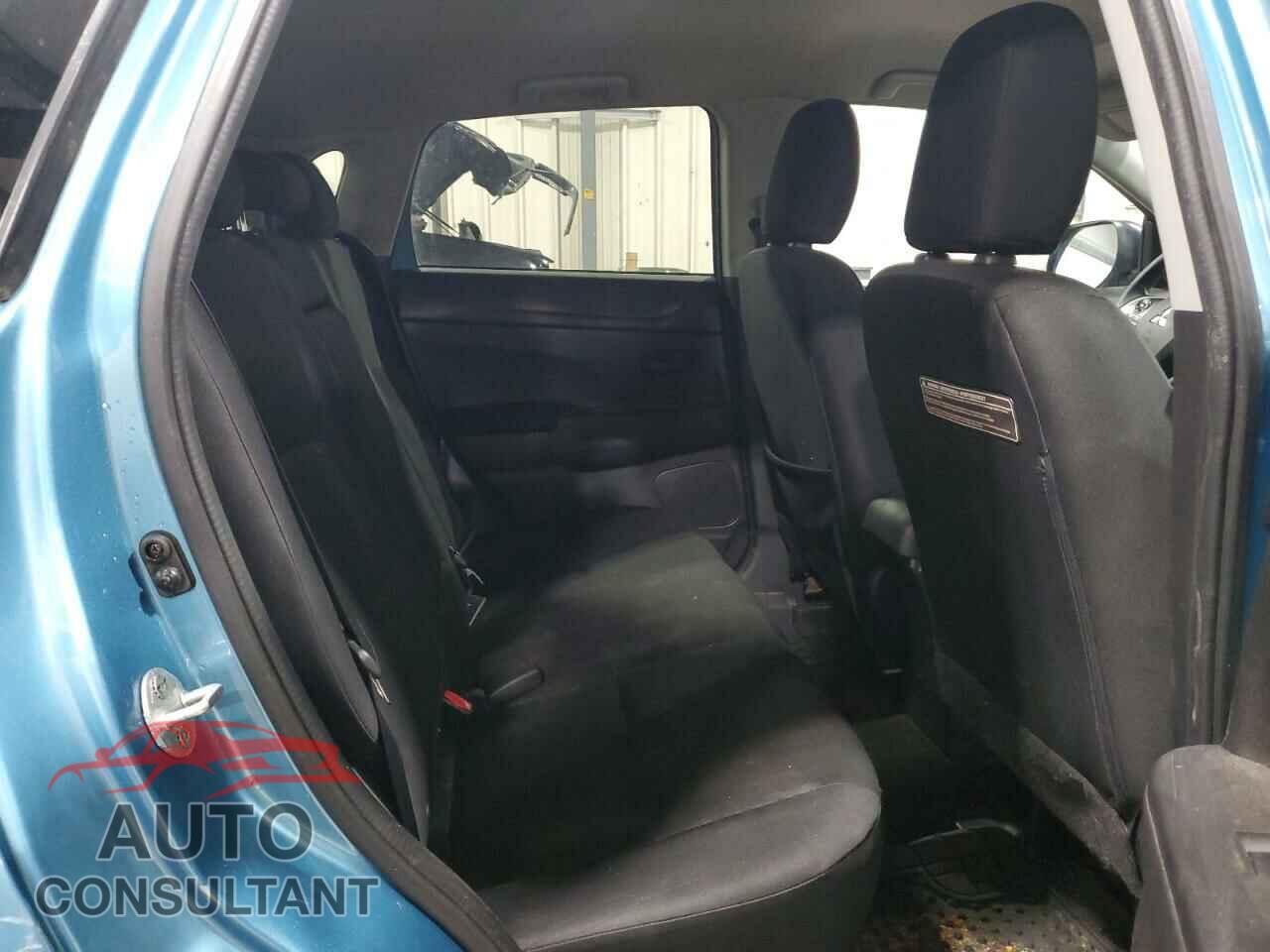 MITSUBISHI OUTLANDER 2014 - 4A4AP3AU2EE015329