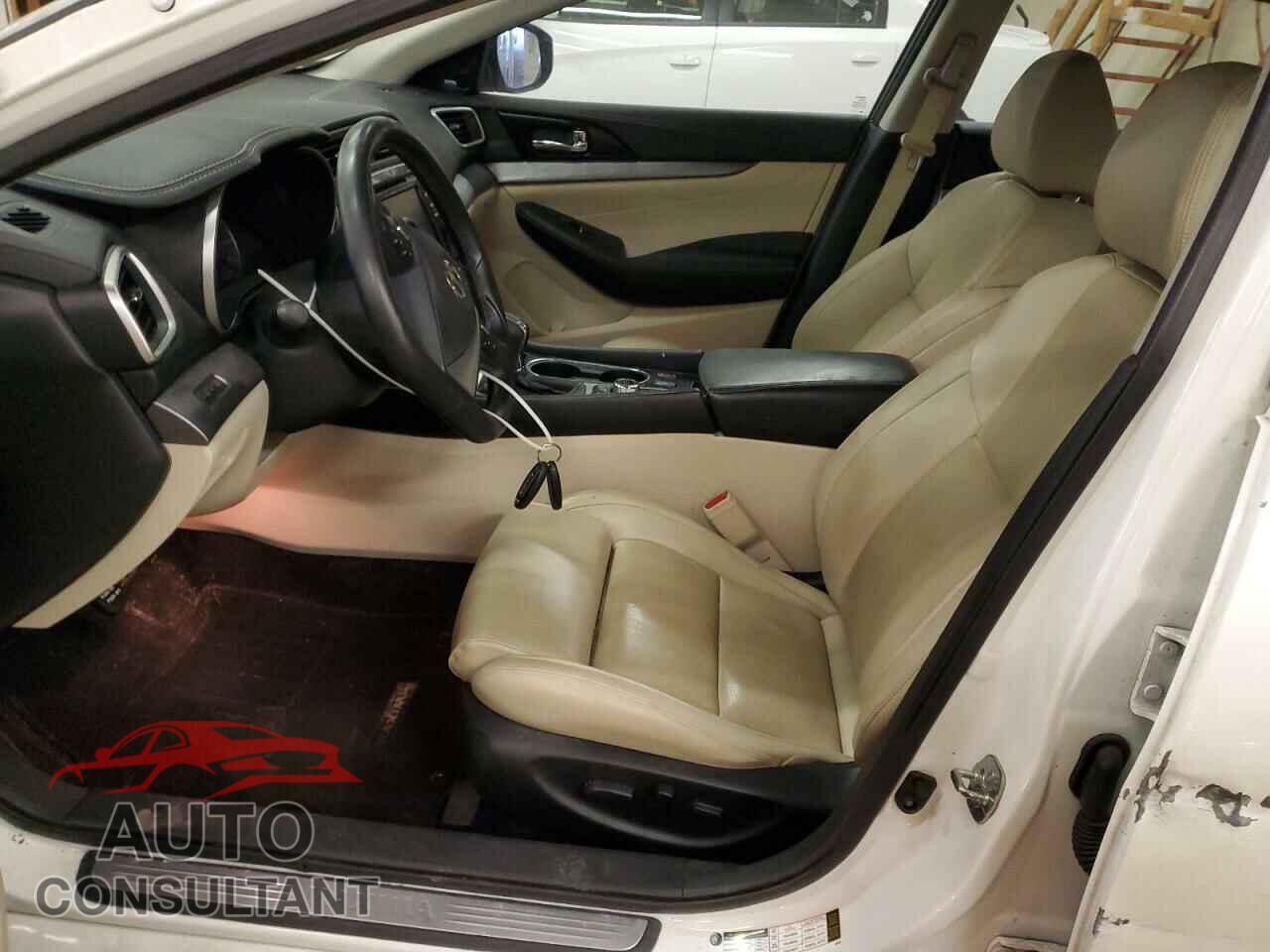 NISSAN MAXIMA 2018 - 1N4AA6AP3JC402665