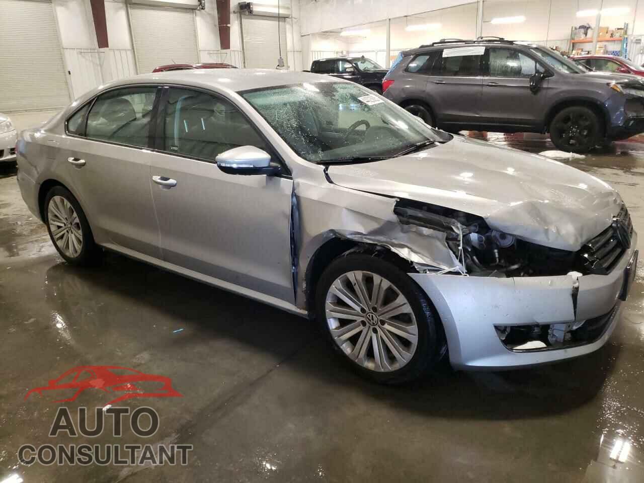 VOLKSWAGEN PASSAT 2012 - 1VWBP7A31CC001762