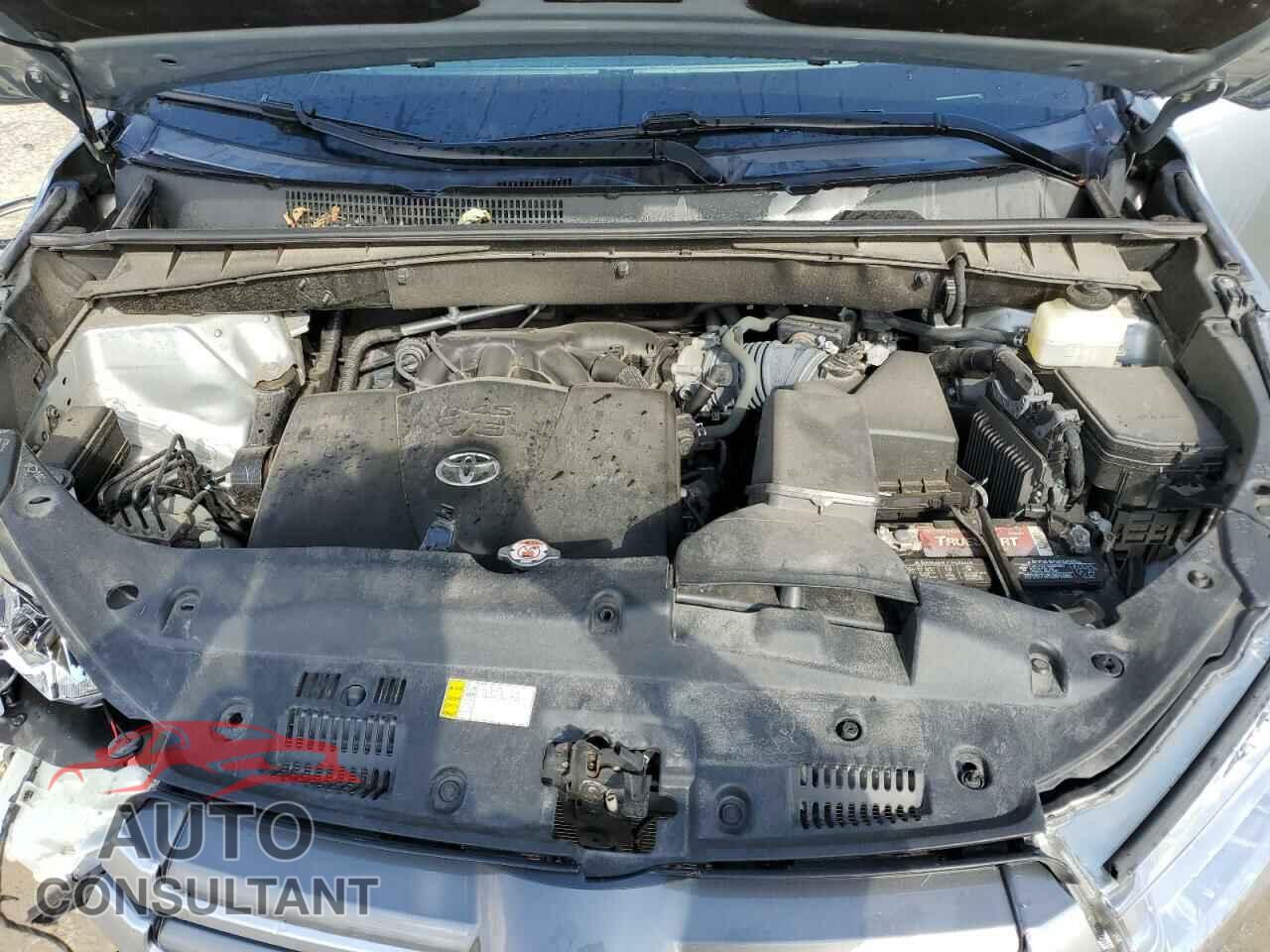 TOYOTA HIGHLANDER 2018 - 5TDZZRFHXJS285688