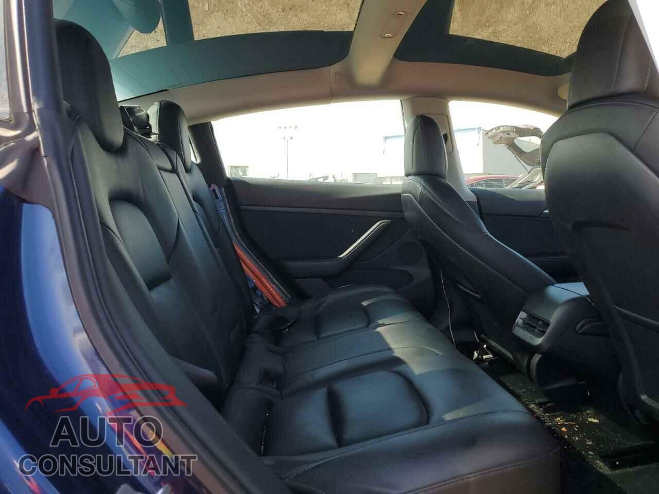 TESLA MODEL 3 2021 - 5YJ3E1EB8MF003072