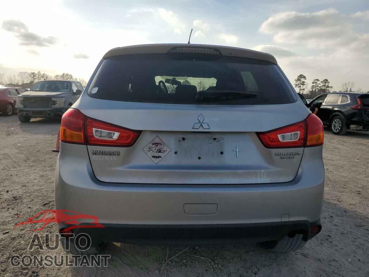 MITSUBISHI OUTLANDER 2013 - 4A4AP3AU1DE007768
