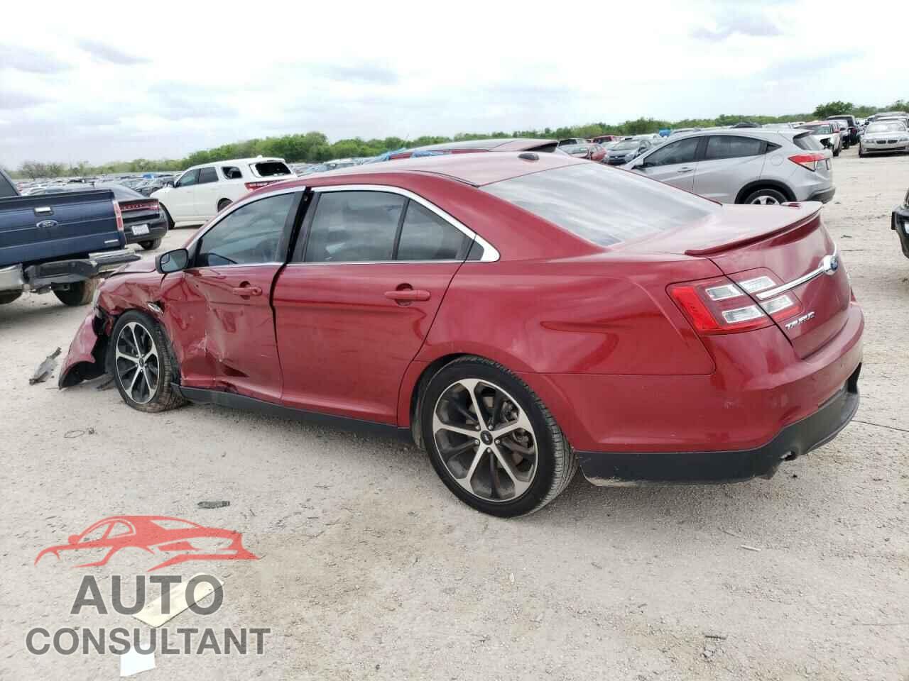 FORD TAURUS 2015 - 1FAHP2E88FG192217