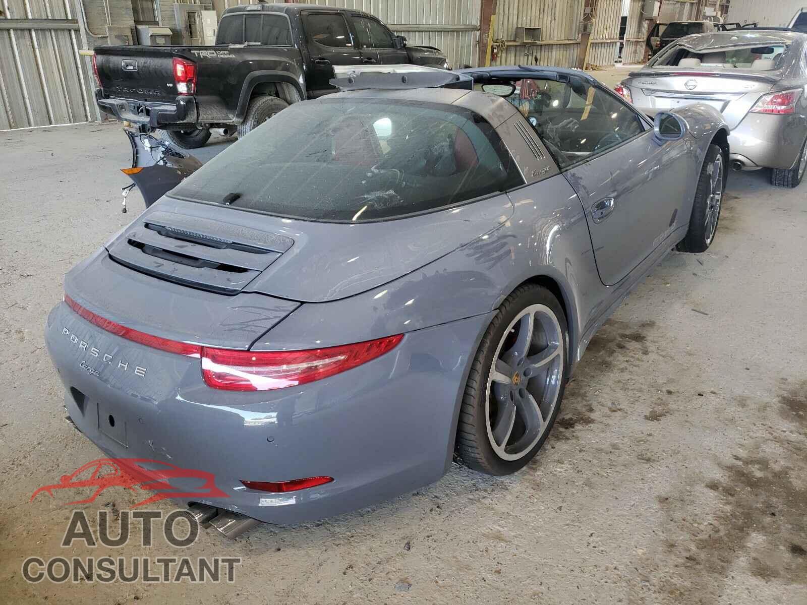 PORSCHE 911 2016 - WP0BB2A96GS136627