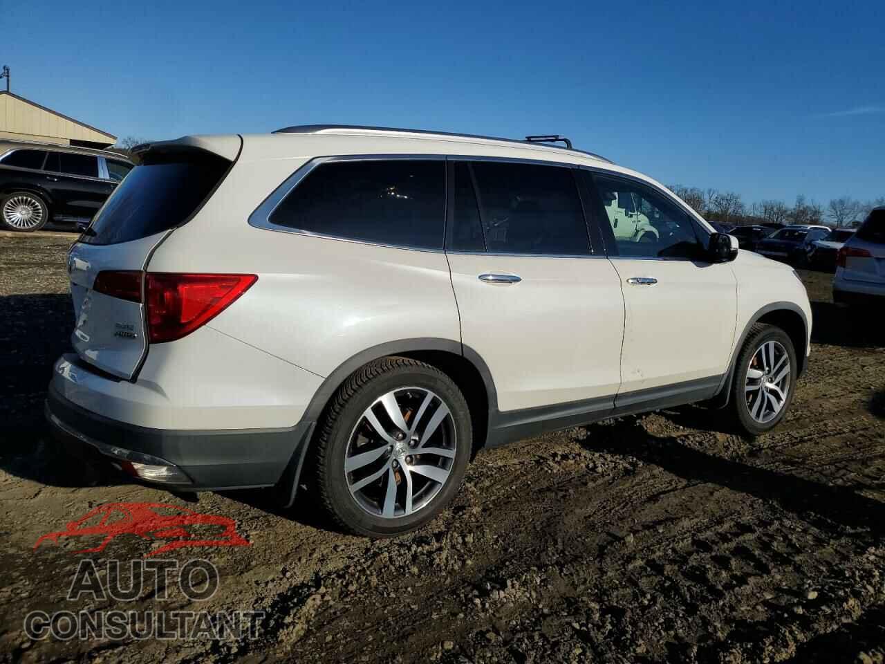 HONDA PILOT 2017 - 5FNYF6H09HB098838