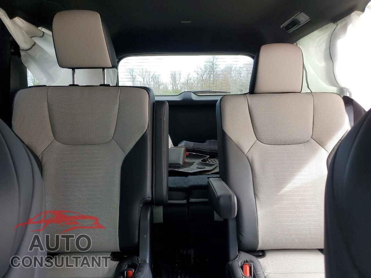 LEXUS UNKNOWN 2025 - 5TDABAB62SS013371