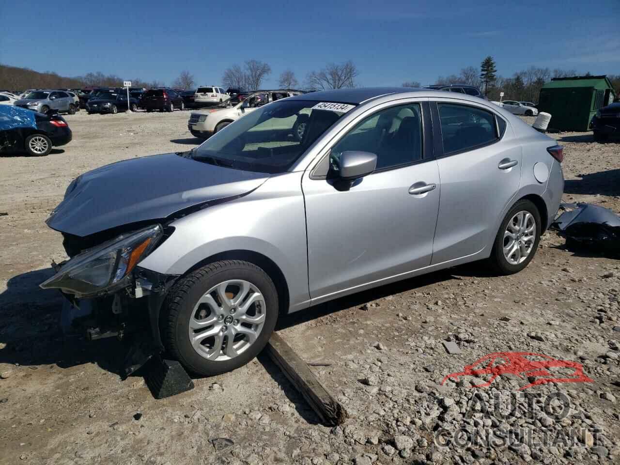 TOYOTA YARIS 2017 - 3MYDLBYV6HY155434