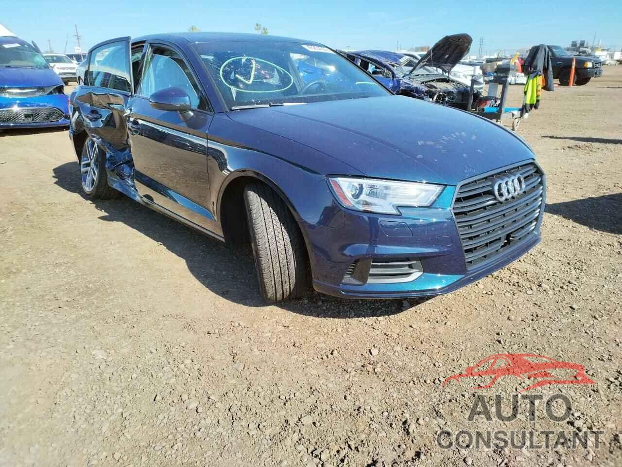 AUDI A3 2019 - WAUAUGFF5KA093542