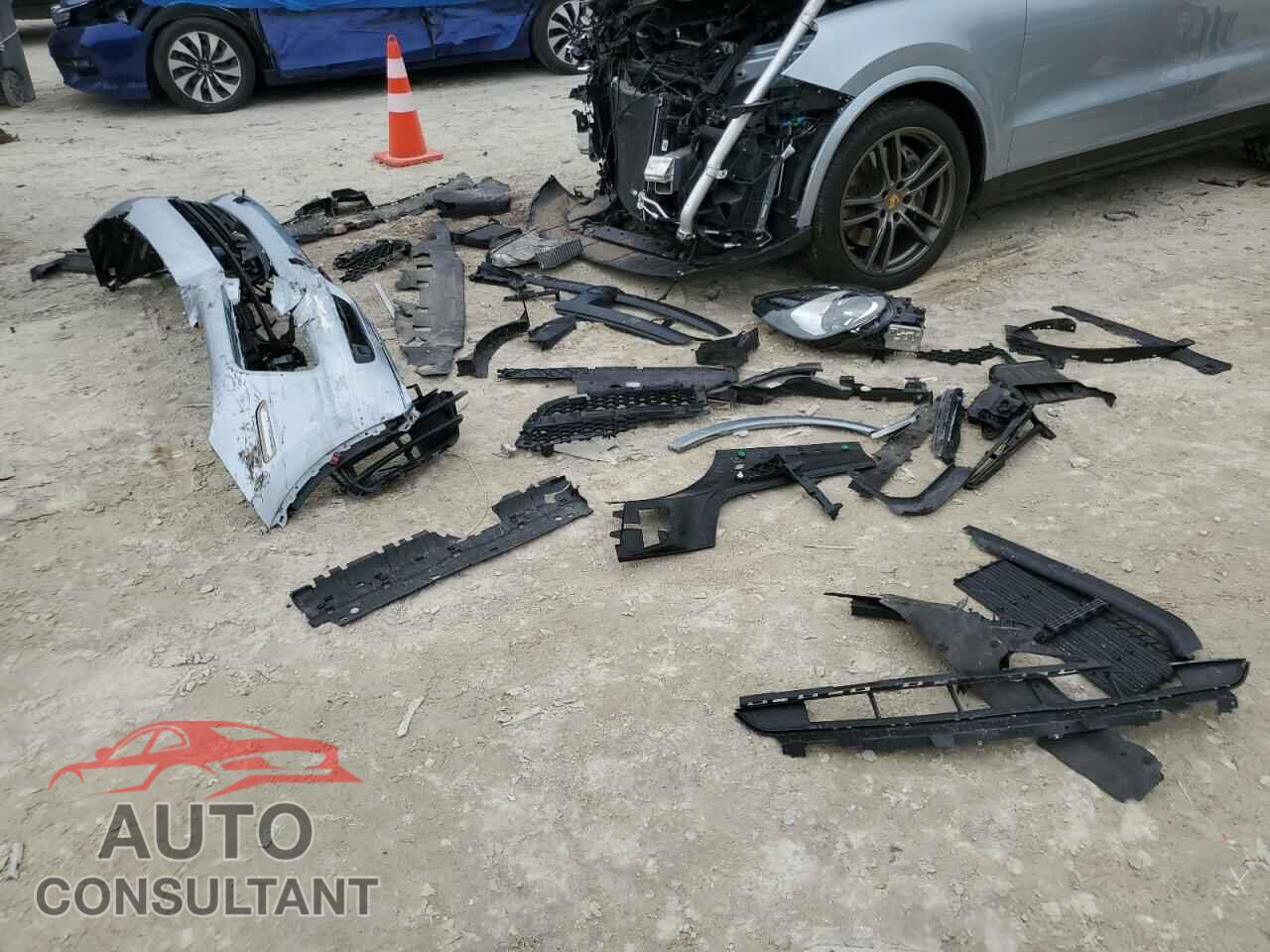 PORSCHE CAYENNE 2021 - WP1AA2AY6MDA08344
