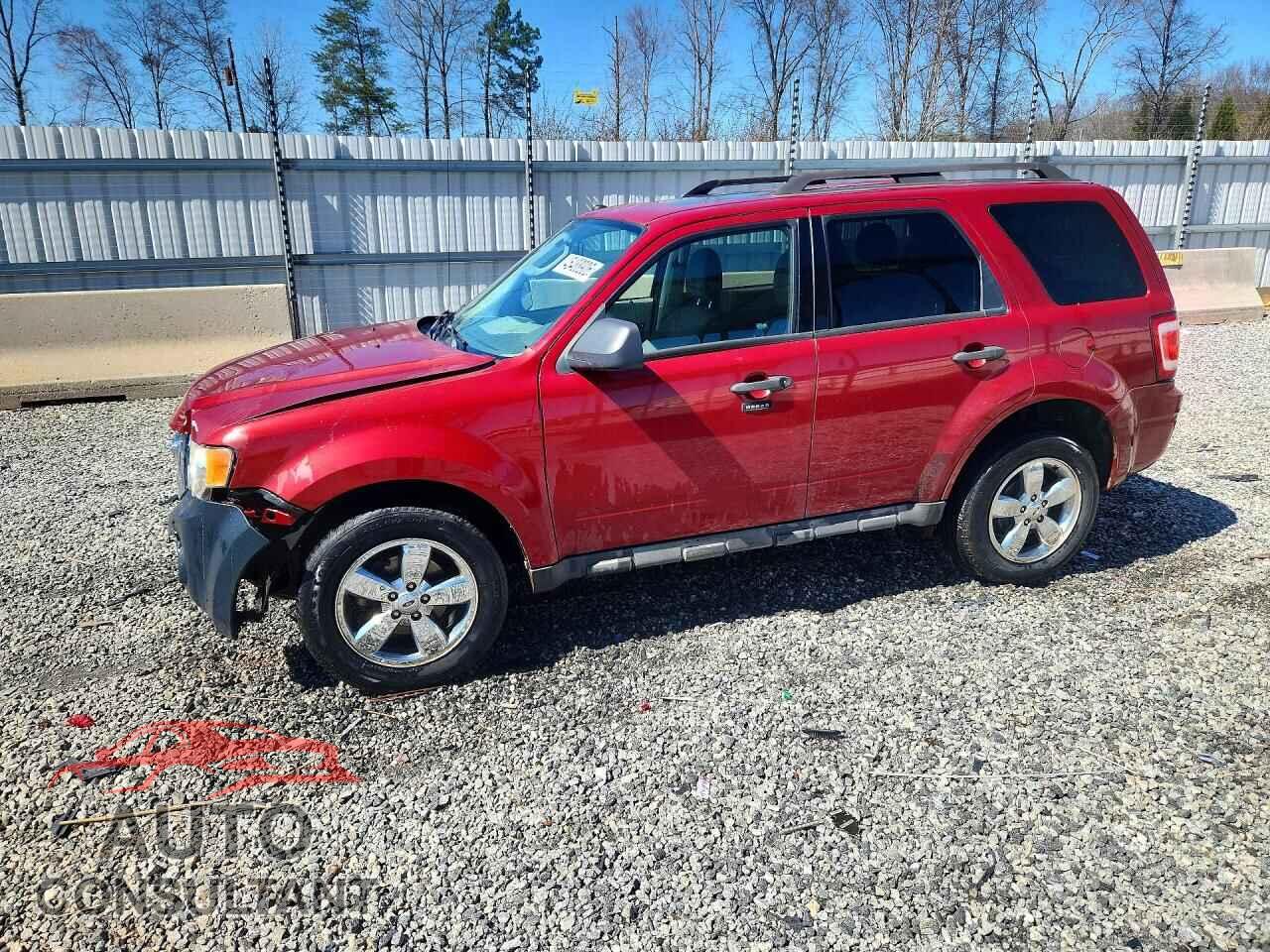 FORD ESCAPE 2010 - 1FMCU0DG7AKA44250