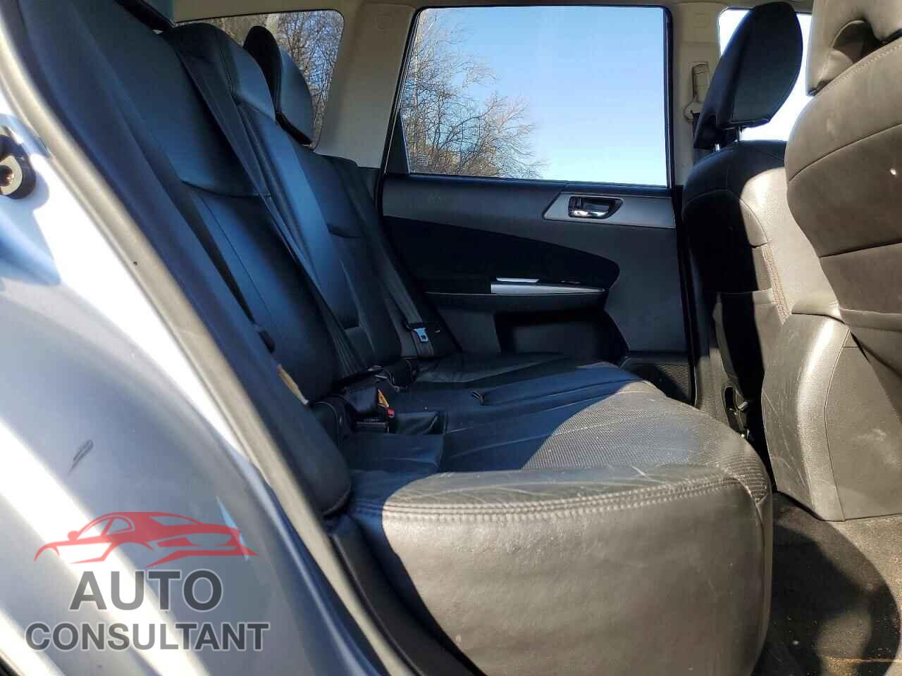SUBARU FORESTER 2011 - JF2SHBEC8BH731653