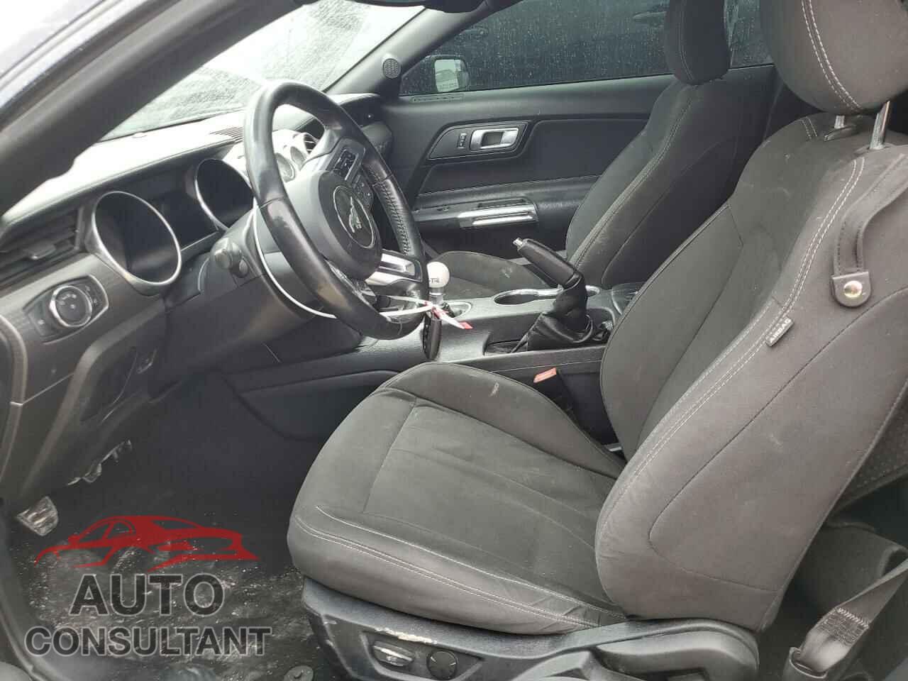 FORD MUSTANG 2020 - 1FA6P8CF5L5175930