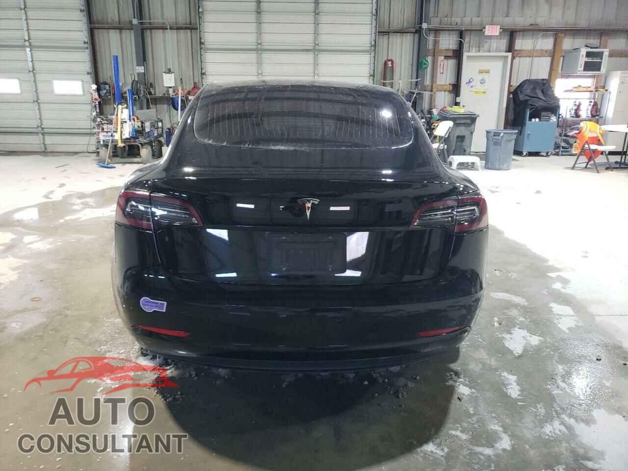 TESLA MODEL 3 2019 - 5YJ3E1EA6KF424549
