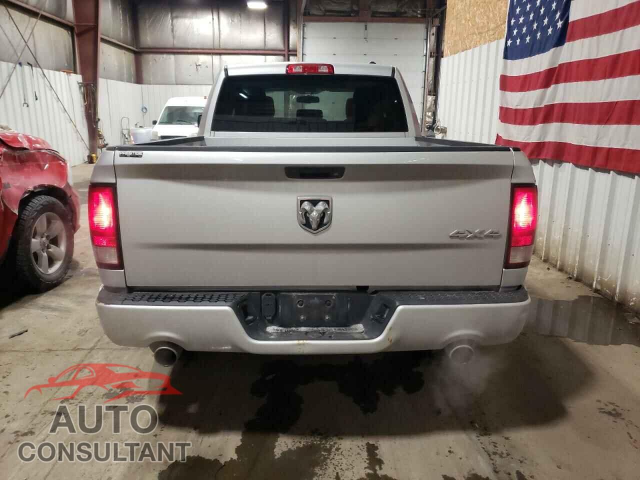 DODGE RAM 1500 2012 - 1C6RD7FT4CS240108