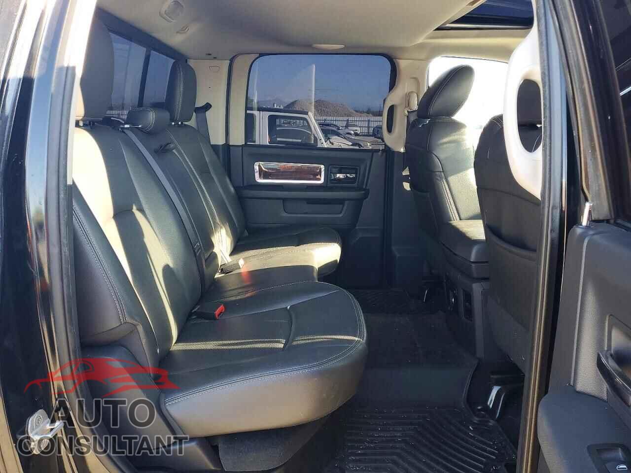 DODGE RAM 1500 2012 - 1C6RD7NT2CS264232