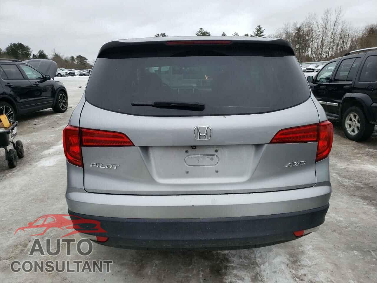 HONDA PILOT 2017 - 5FNYF6H11HB083694