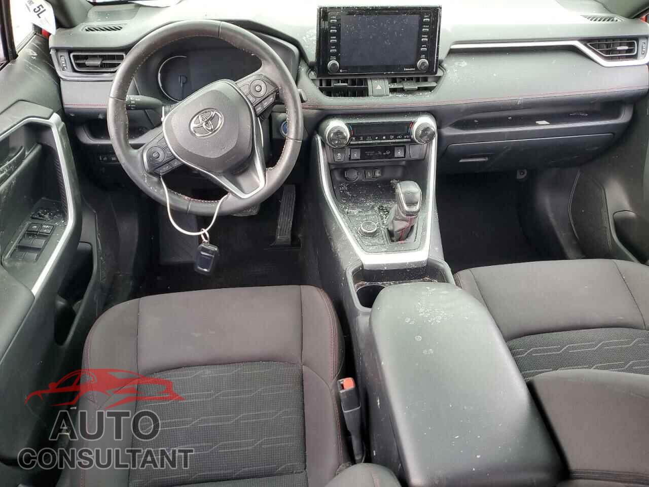 TOYOTA RAV4 2021 - JTMAB3FVXMD012285