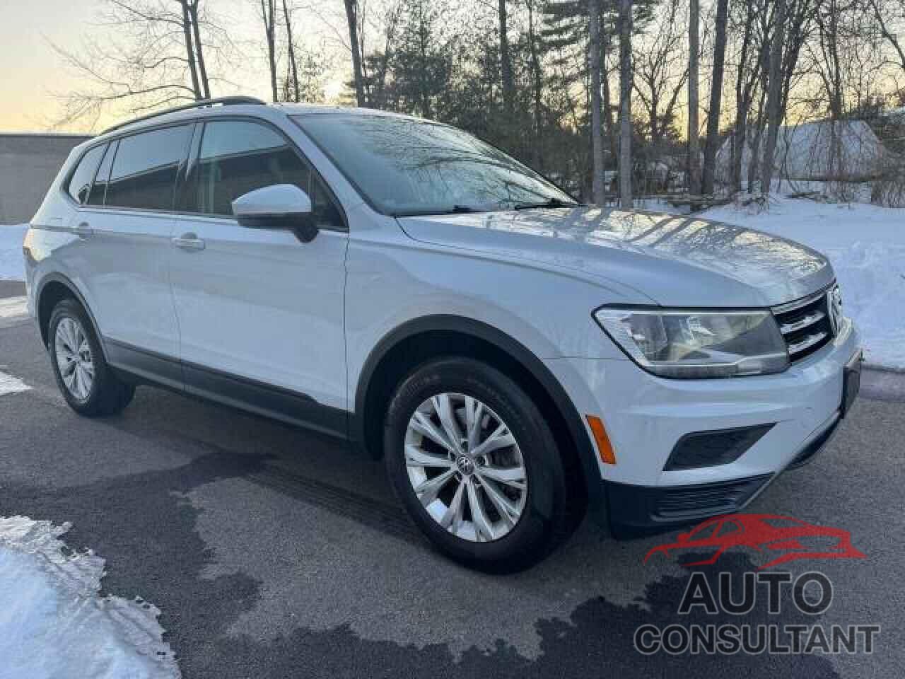 VOLKSWAGEN TIGUAN 2018 - 3VV0B7AX8JM053768