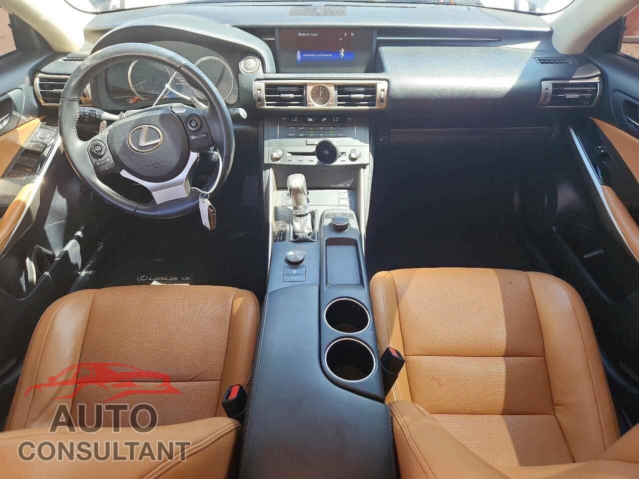 LEXUS IS 2015 - JTHBF1D25F5061833