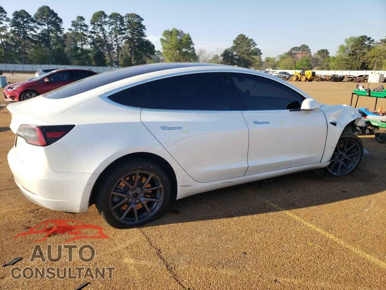 TESLA MODEL 3 2019 - 5YJ3E1EA1KF309907