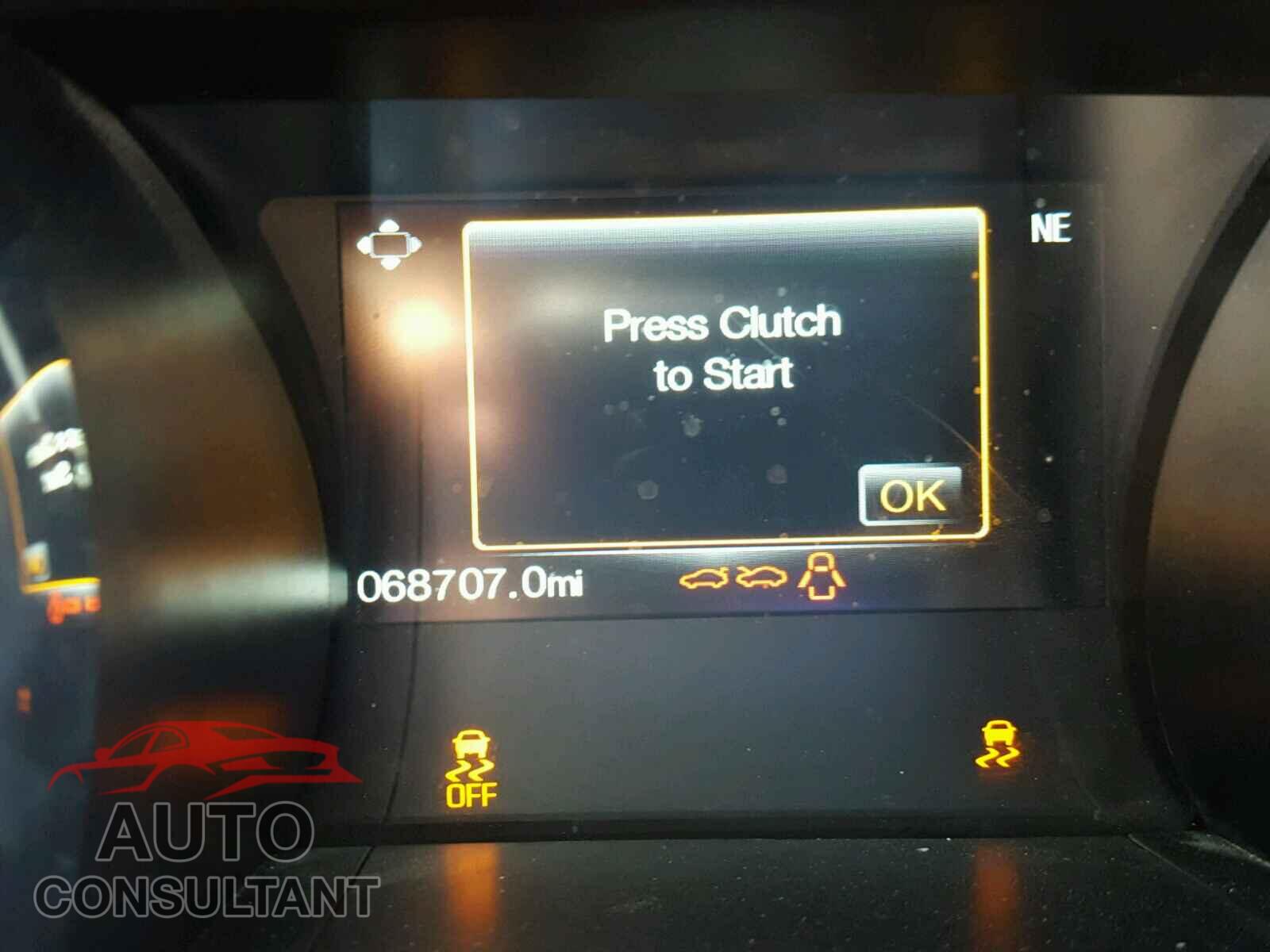 FORD MUSTANG 2015 - 1FA6P8TH9F5431122