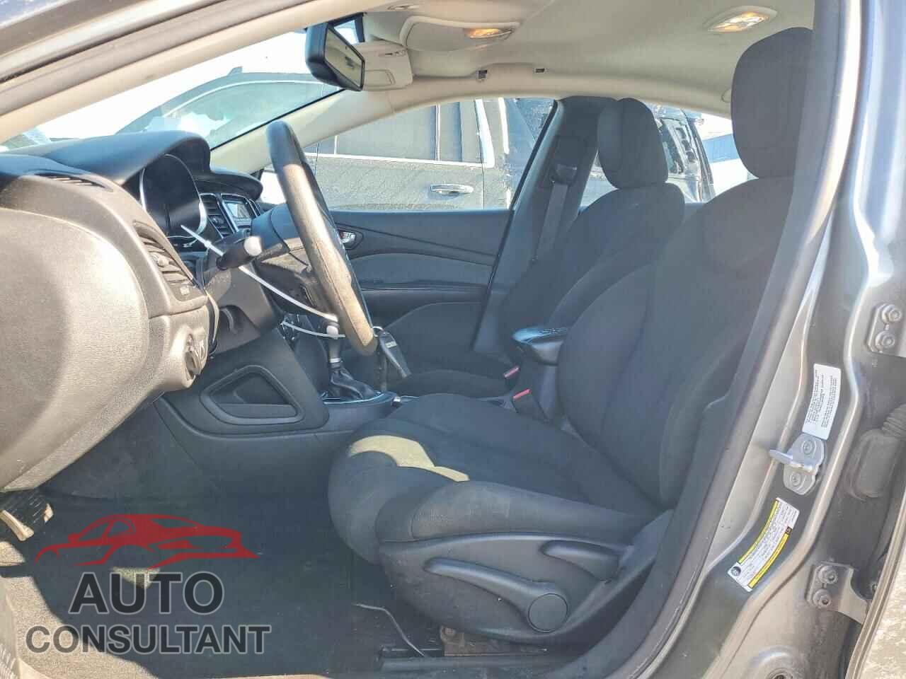 DODGE DART 2013 - 1C3CDFAA9DD285263
