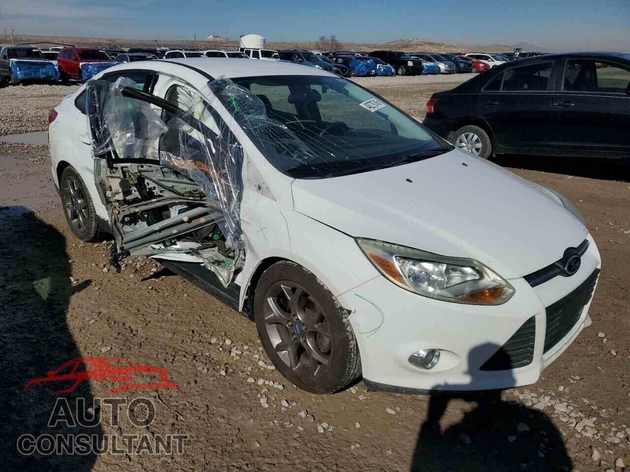 FORD FOCUS 2013 - 1FADP3F22DL219544