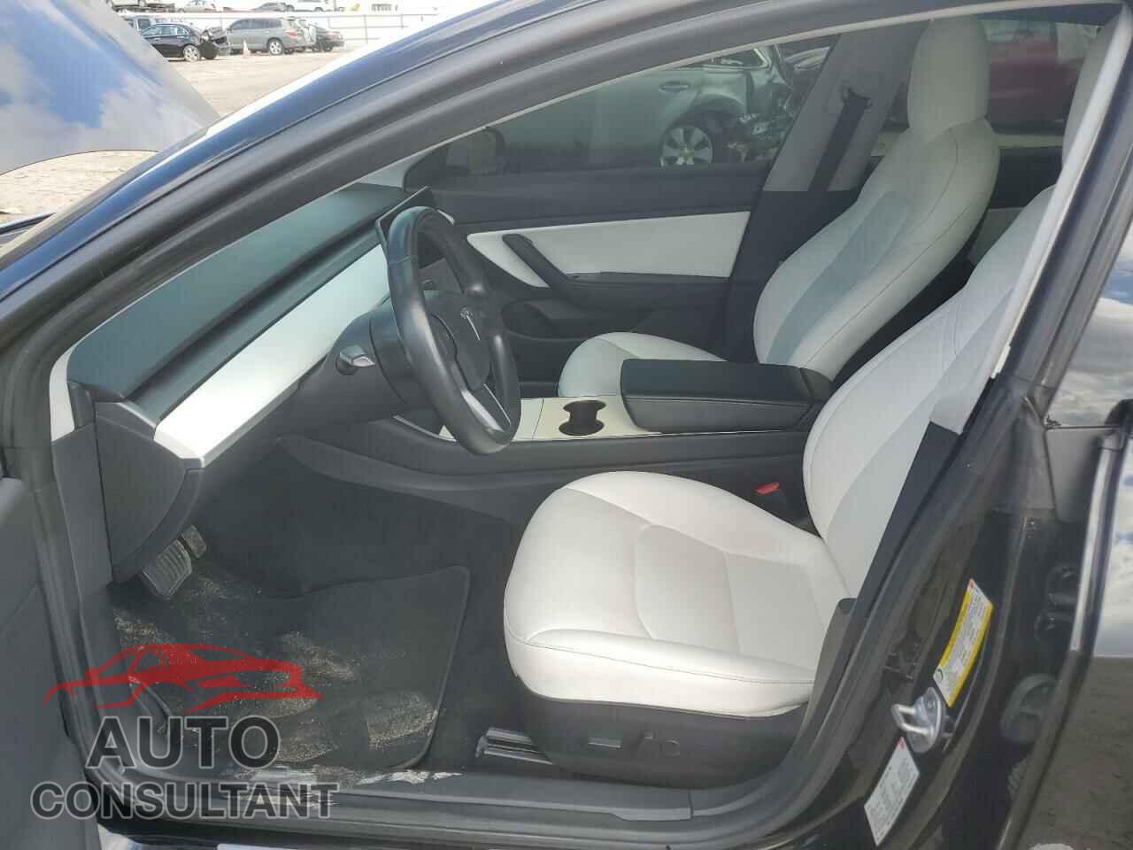 TESLA MODEL 3 2018 - 5YJ3E1EBXJF184252