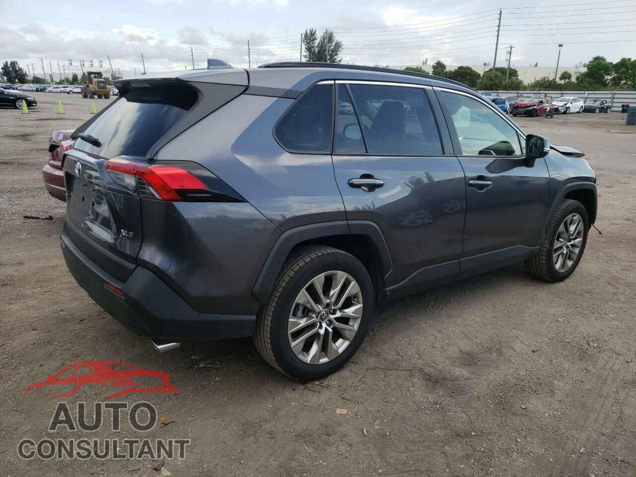 TOYOTA RAV4 2021 - JTMC1RFV6MD081148