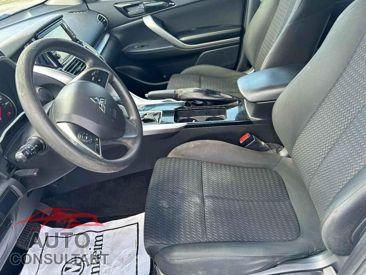 MITSUBISHI ECLIPSE 2020 - JA4AS3AA0LZ026227