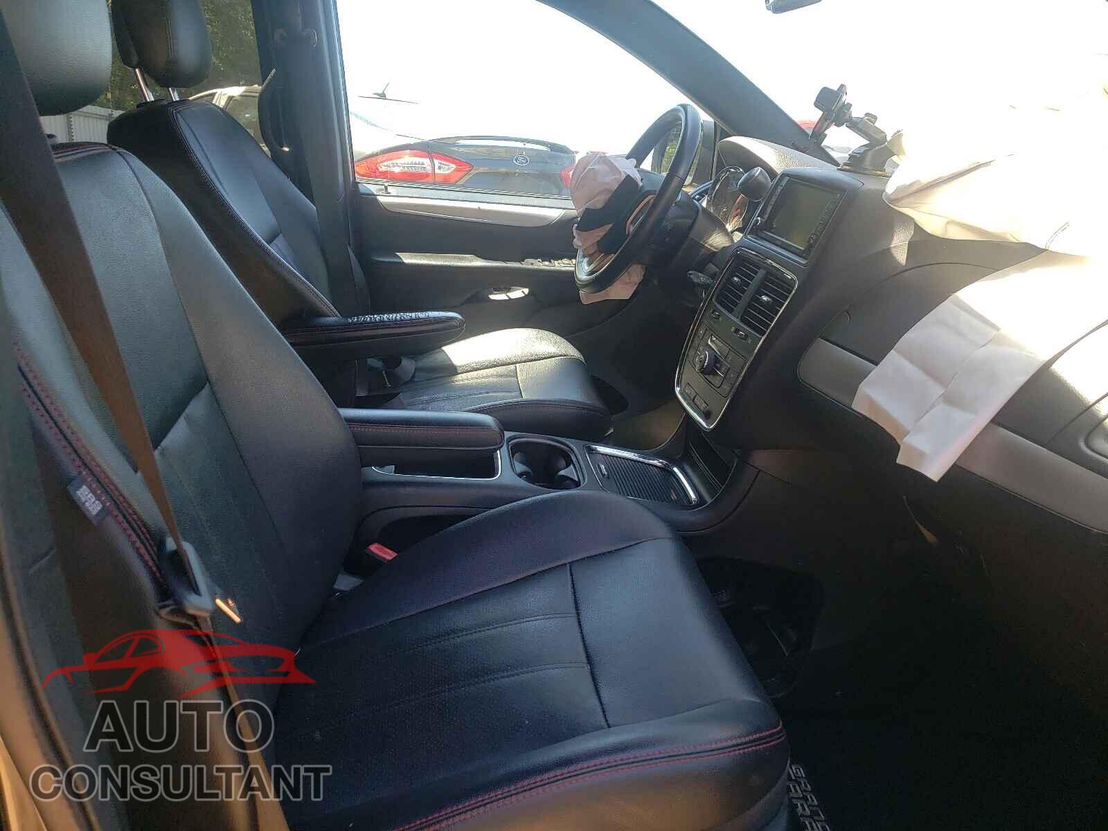 DODGE GRAND CARA 2017 - 2C4RDGEG4HR773520